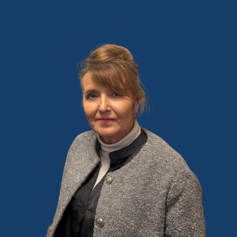 Gill Clarkson - Plain Background